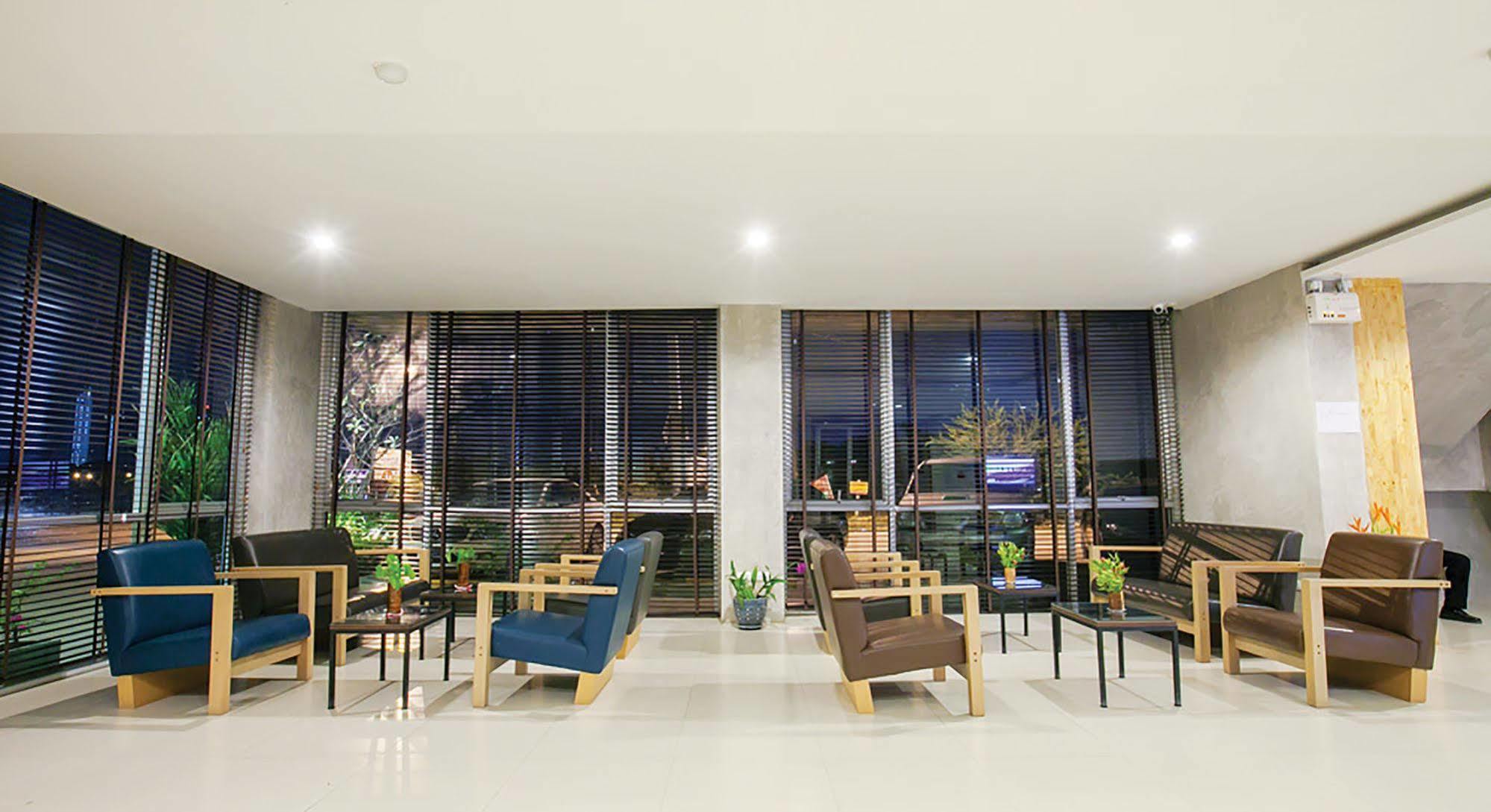 B2 Jomtien Hotel Pattaya Eksteriør billede